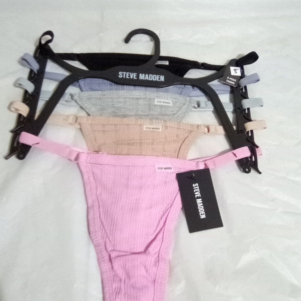 Steve Madden Women's Thongs Beige, and Gray.  5 Pair